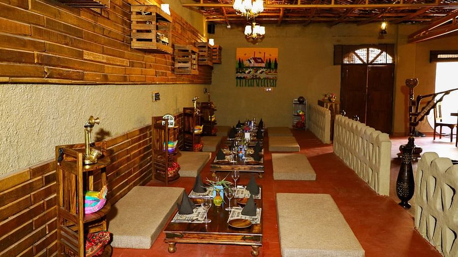 restaurant