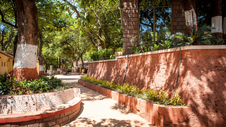 Adamo Resort Matheran - Entrance of the hotel