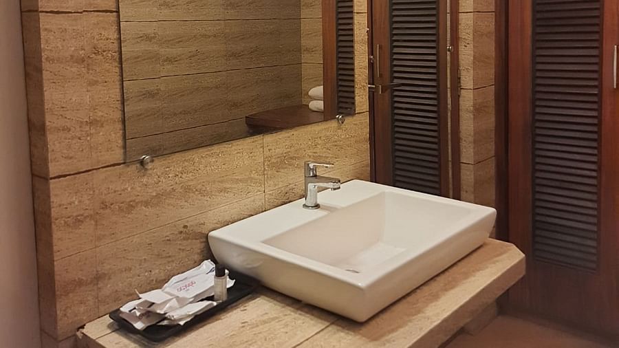 DELUXE BATHROOM 1 - ADAMO THE VILLAGE