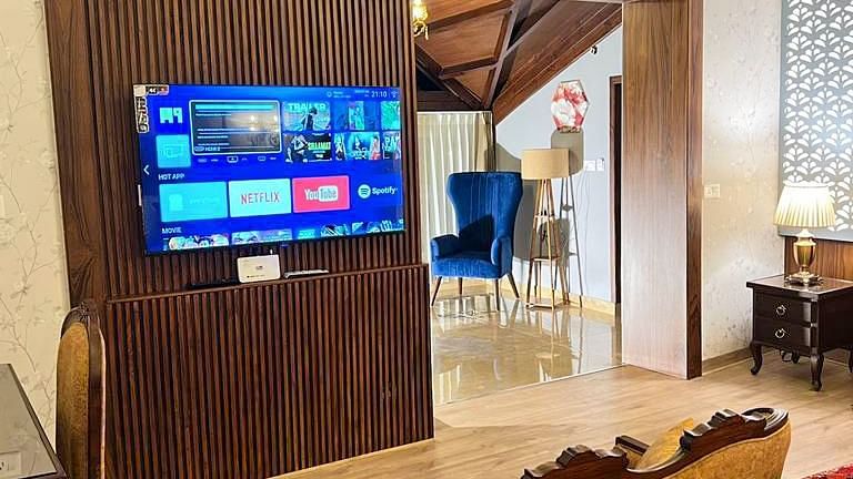 Presidential Suite 12