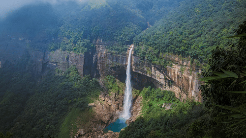 image of Nohkalikai Falls at Cherrapunjee Meghalaya