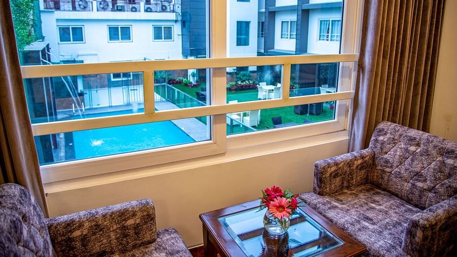 Sun Park Hotel & Banquet, Chandigarh - Zirakpur Chandigarh Executive Pool View-29