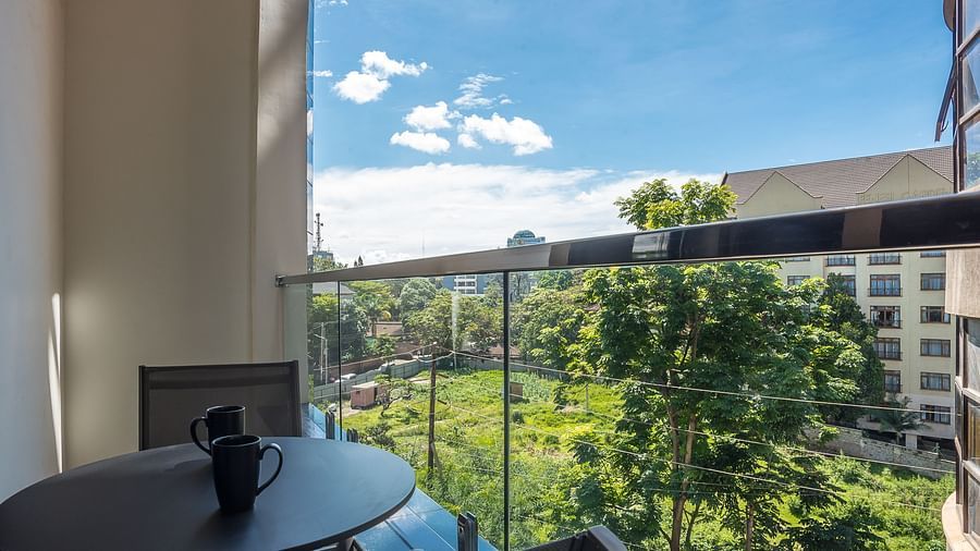Rooms at Best Western Plus Westlands, Hotel Rooms in Nairobi, Superior King Room 6