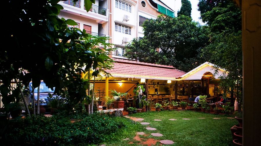 Casa Cottage - Heritage Hotel in Bangalore Bangalore Casa Cottage - Hotel in Bangalore - Centrally Located - Bed and Breakfast - Heritage Hotel- Quiet Hotel Bangalore - Richmond Town - 20 lrxjzi