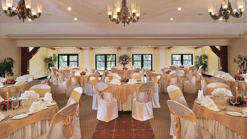 Round Table Park Inn by Radisson Goa Candolim - A Carlson Brand Managed by Sarovar Hotels, resorts near goa