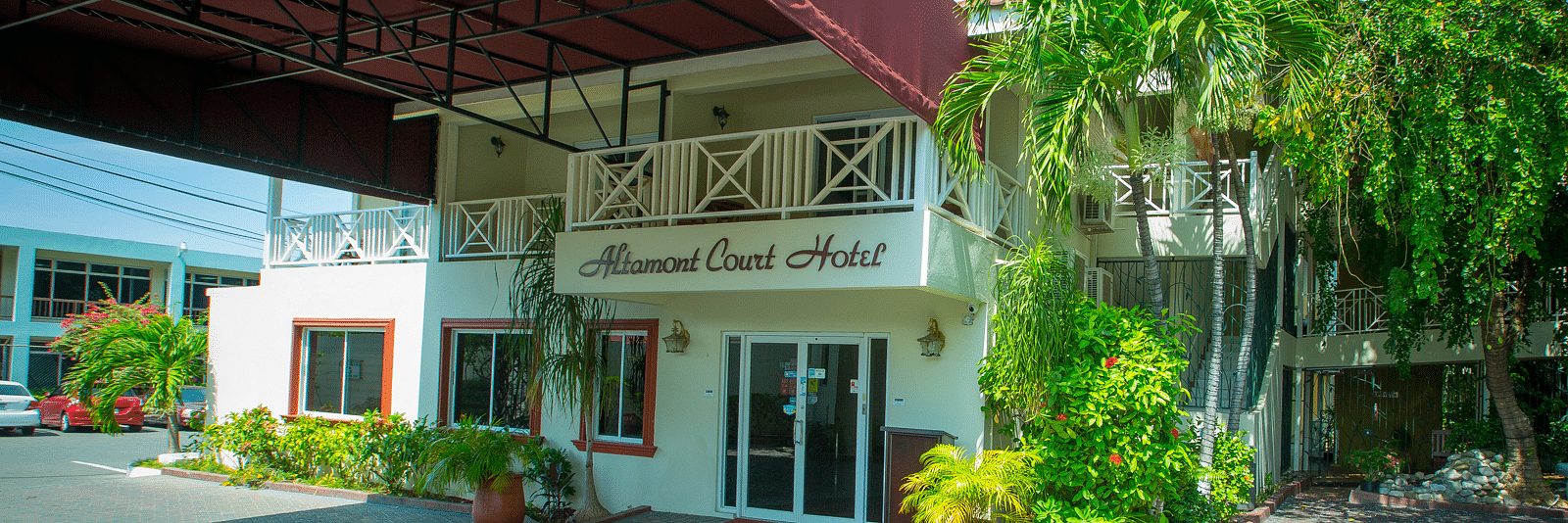 hotel port cocher 2 1