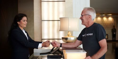 Early check in Late check out