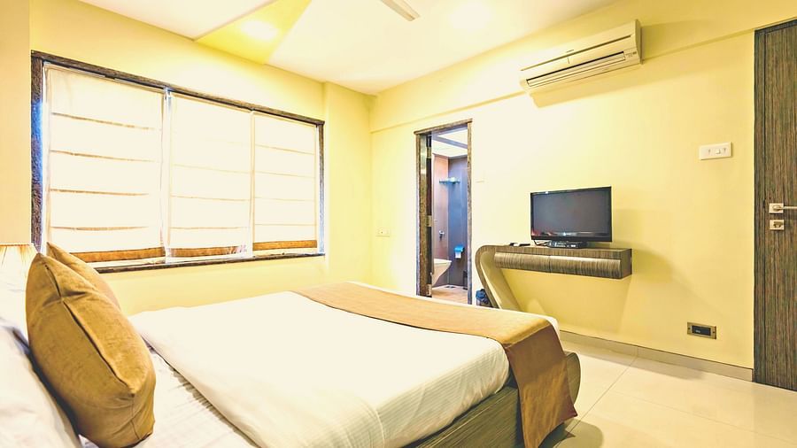 Dragonfly Apartments, Andheri, Mumbai Mumbai Deluxe Room Dragonfly Service Apartments Emerald Krishna Enclave Andheri Mumbai