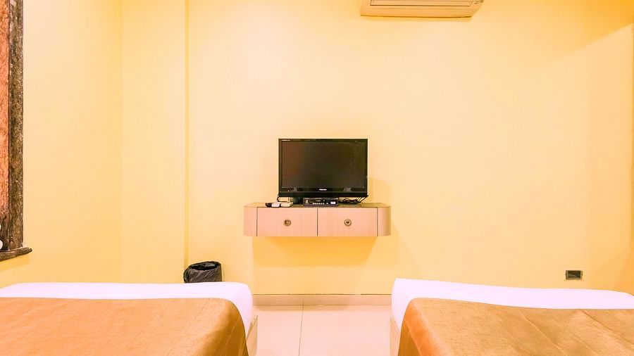 Dragonfly Apartments, Andheri, Mumbai Mumbai Two Bedroom Dragonfly Service Apartments Emerald Krishna Enclave Andheri Mumbai 2