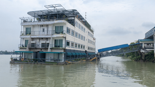 view of the facade of Polo Floatel and the river Hoogly - Polo Floatel Kolkata