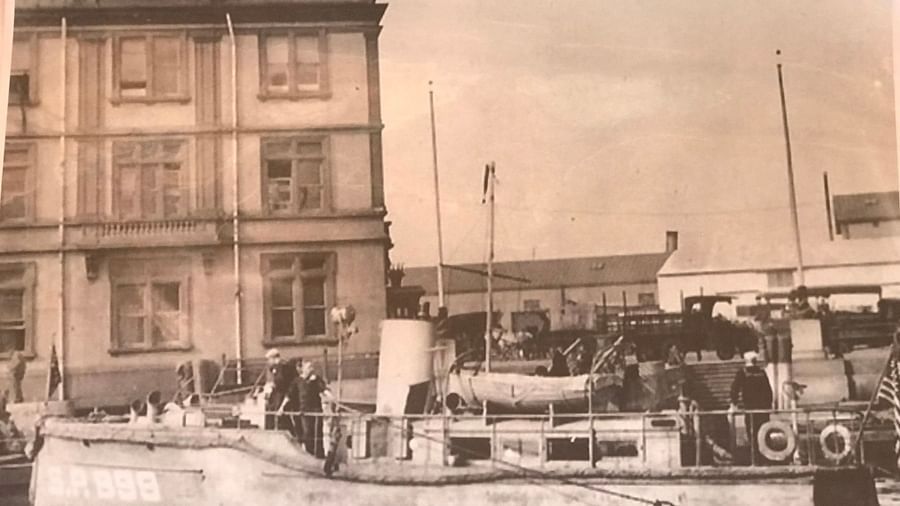 A snapshot of an old newspaper cutout of The USS Courtenay P (Now Blue Mist) taken somewhere between 1917 to 1918.