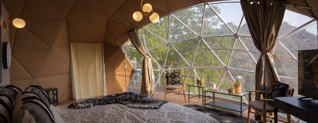 An image of dome cottage with a view of mountain | Avalon Cottages, Kanatal