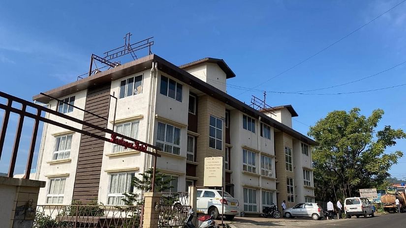 Exterior of VITS Panchgani during a clear, blue day