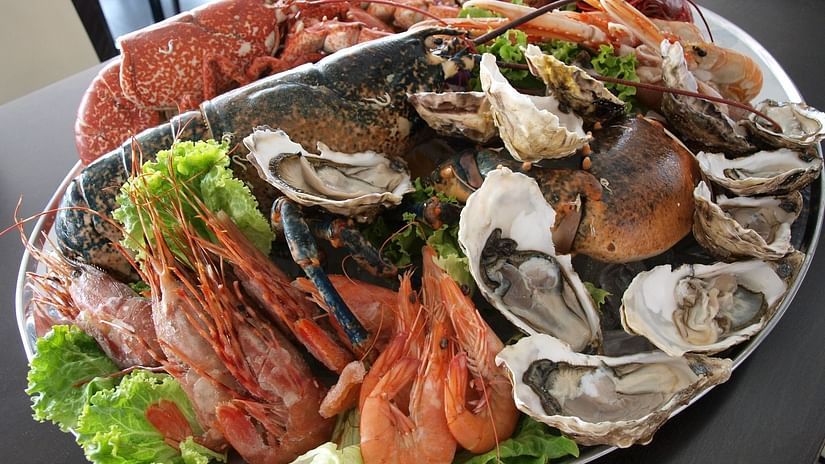 Freshly cooked seafood platter