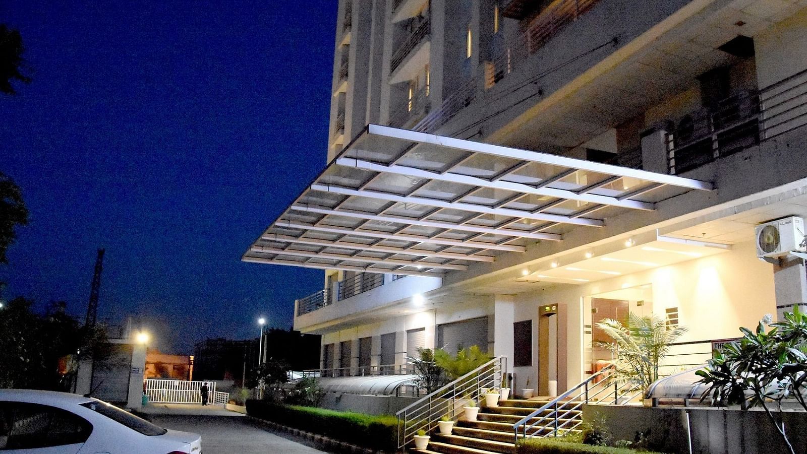 Entrance view in the night - Starlit Suites, Neemrana