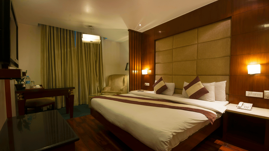 Rooms in Paharganj, Rooms in New Delhi, Hotel Aura Paharganj 2