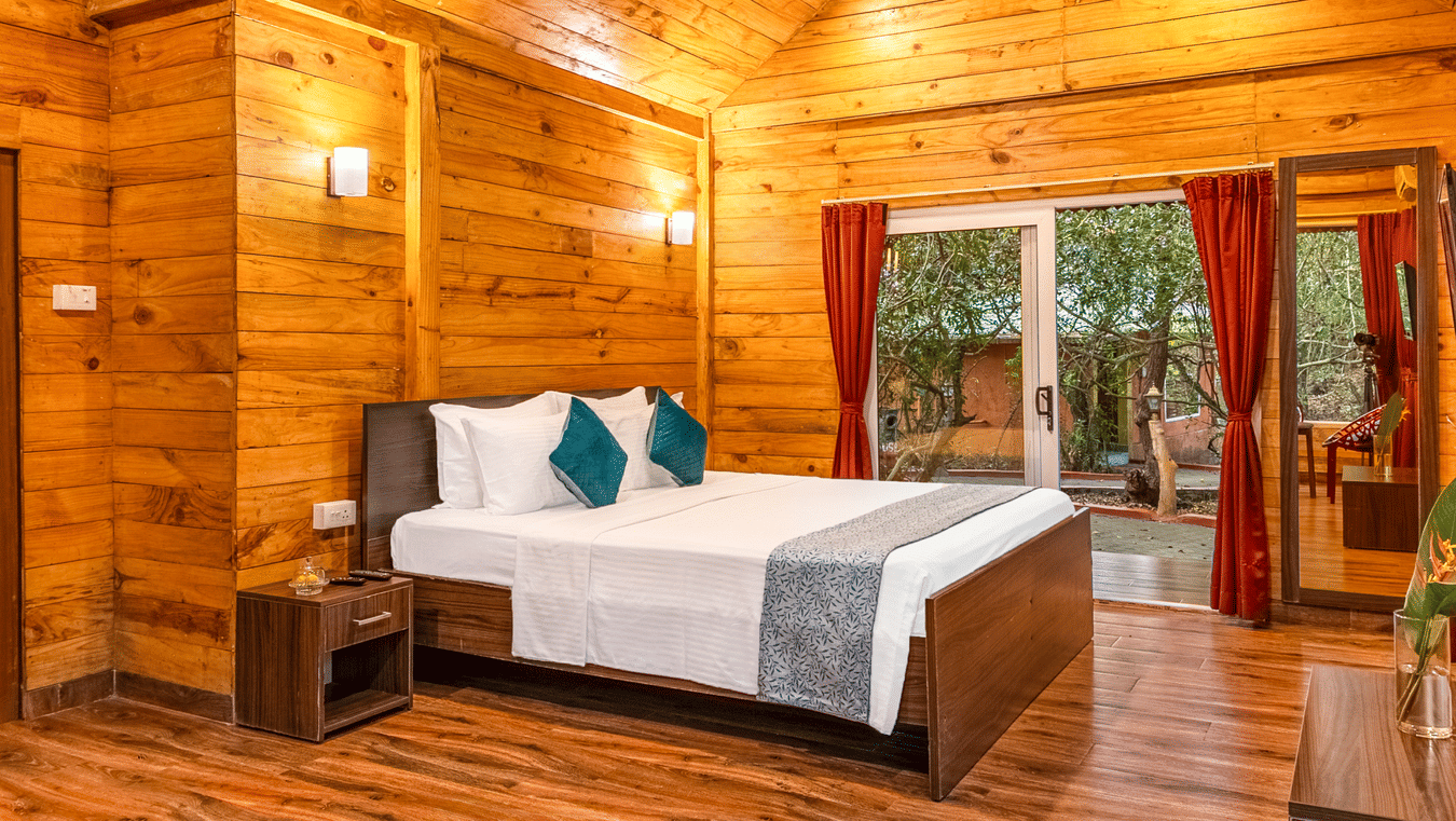 Forest View Wooden Cottage with Sit-Out