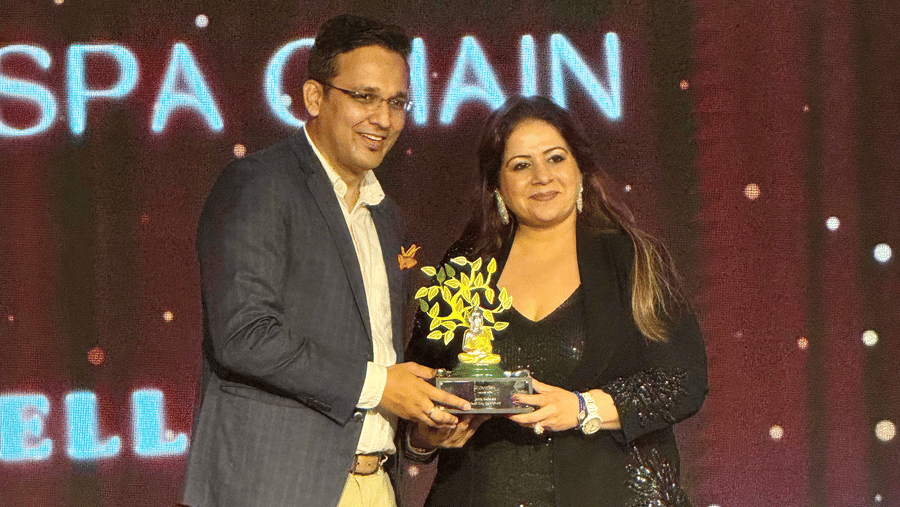 338231FE-6F38-4F2D-9F24-B554E77C2FA6