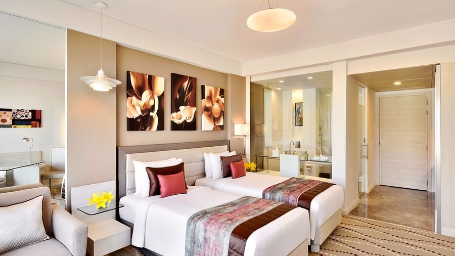 Superior Twin Bed Room at Radisson Blu - Bengaluru Outer Ring Road 2