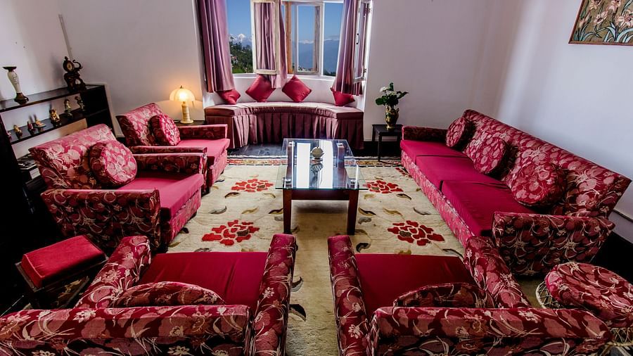 Central Gleneagles Resort, Darjeeling Darjeeling Waiting Area Central Gleneagles Resort Darjeeling
