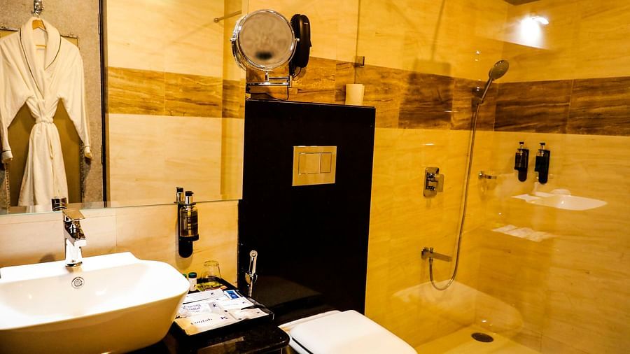 Washroom in the Suite With Breakfast at Kyriad Hotel, Nashik