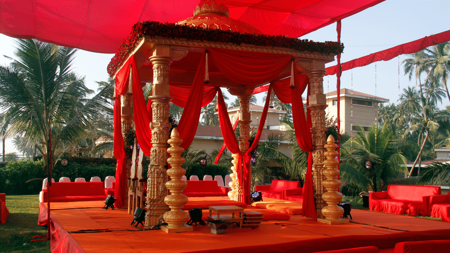 Destination Weddings at The Retreat Hotel and Convention Centre, Madh Island