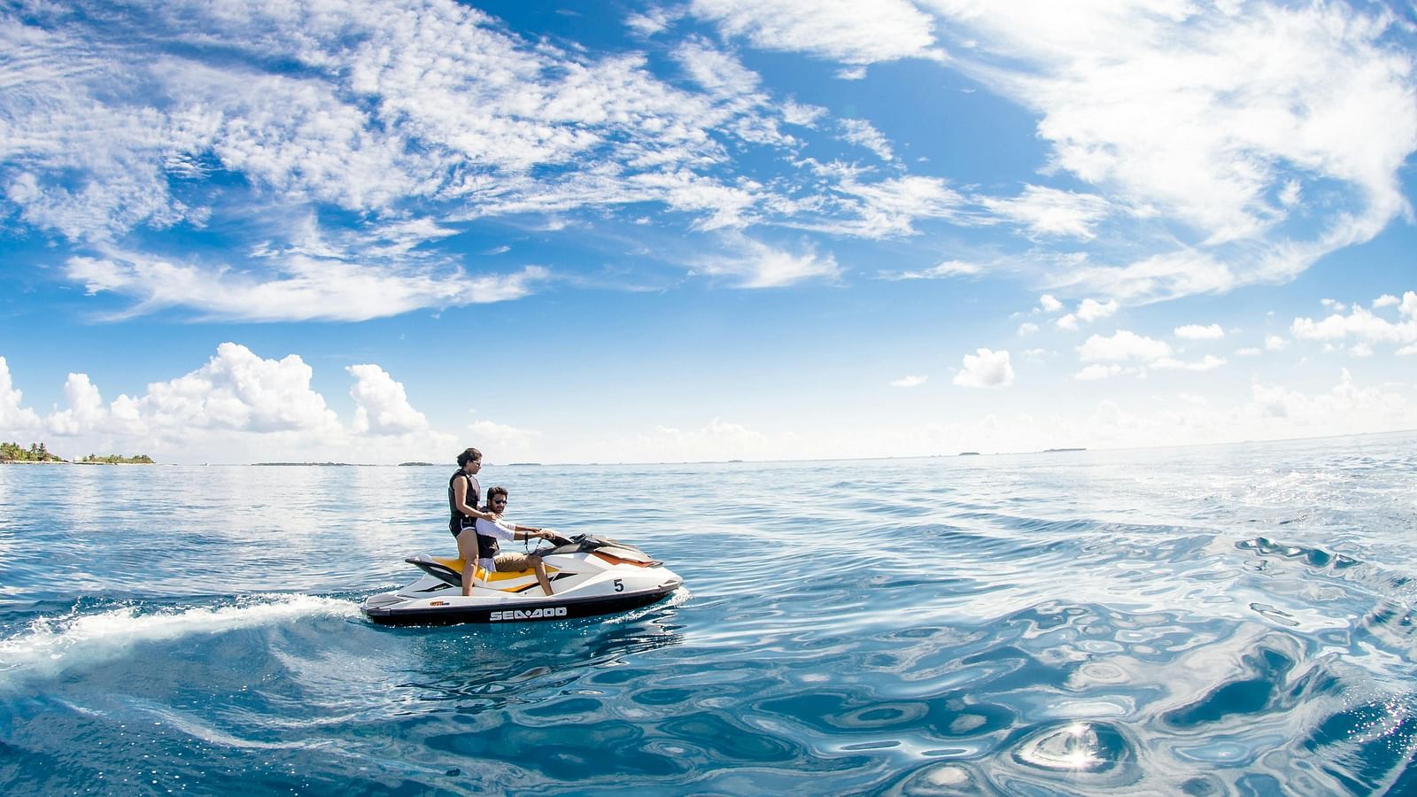 pexels-asad-photo-maldives-1430671