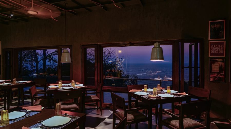 interior of cintacor island resort restaurant