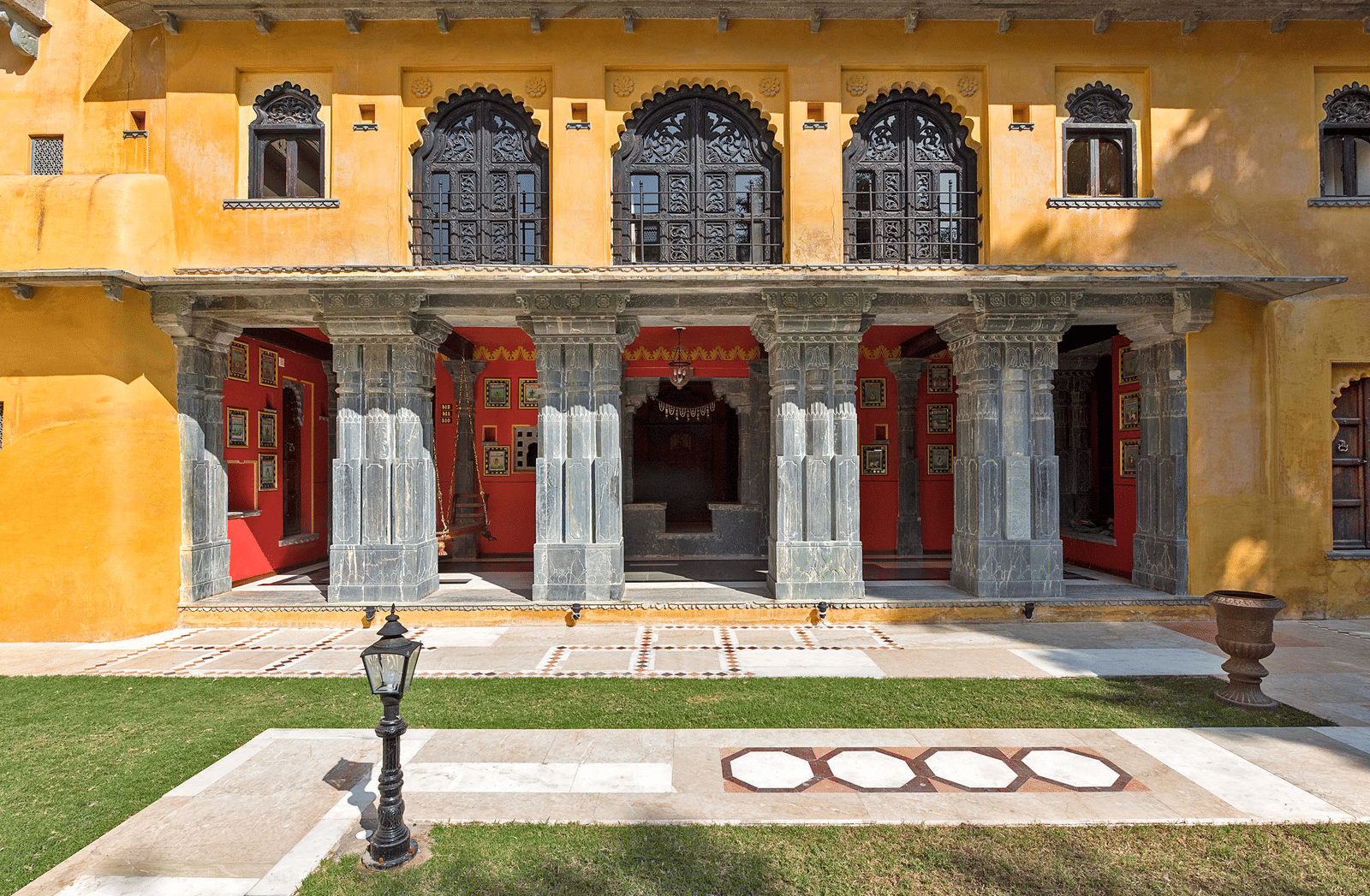 gogunda-palace-meetings-events-temple-courtyard-34
