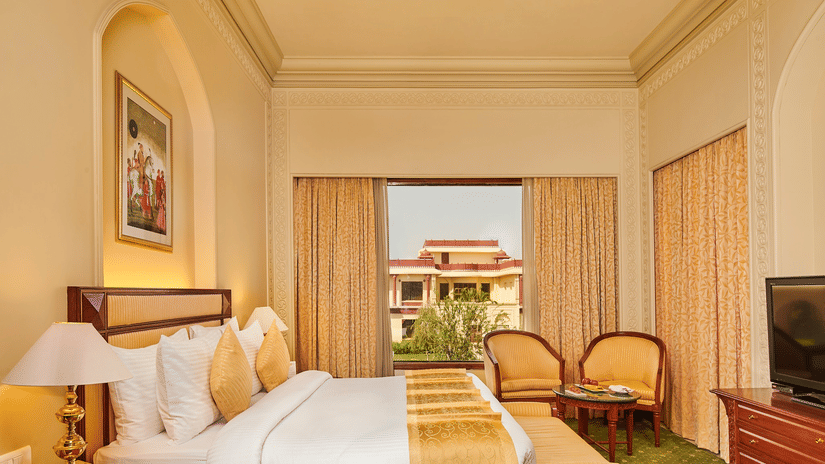 THE UMMED JODHPUR - PRINCELY SUITE 