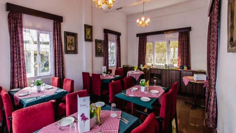 restaurant