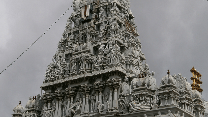 facade image of Parthasarathy Temple in Chennai