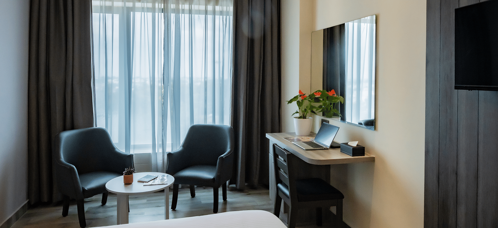 ACMY-Deluxe-Room-1