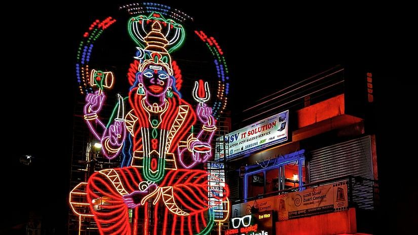 Durga Devi on the streets of India