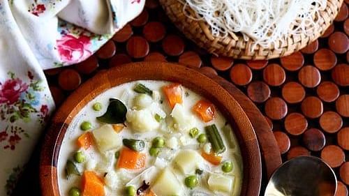 Idiyappam Stew (1)