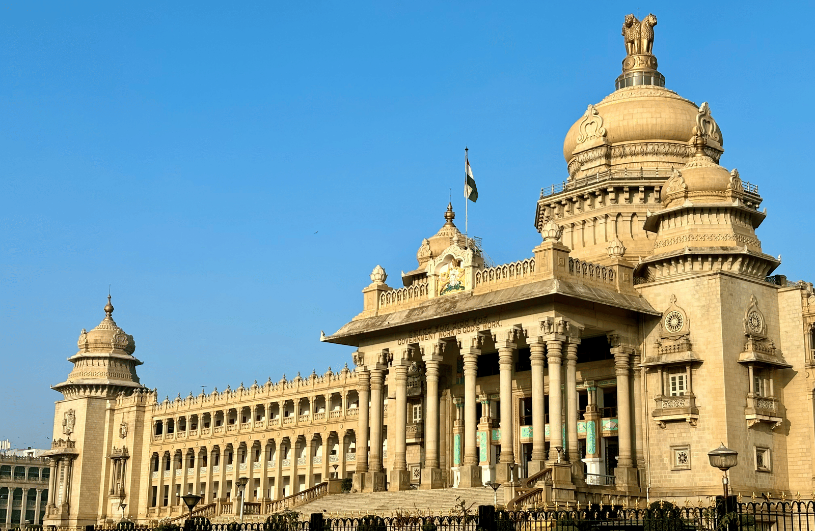 jayanth-muppaneni-y96JVdGu7XU-unsplash