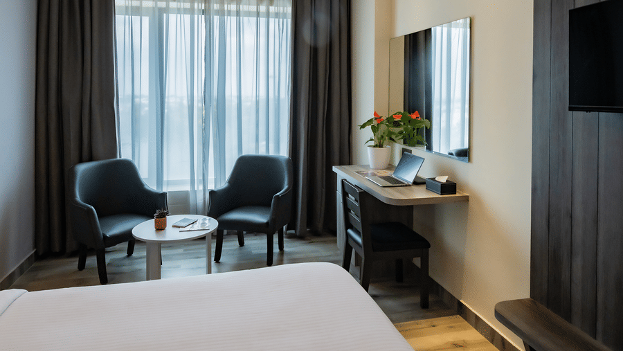ACMY-Deluxe-Room-1
