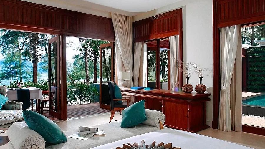 MDP-2-Bedroom-Beachfront-Pool-Villa-Master-Bathroom (2)