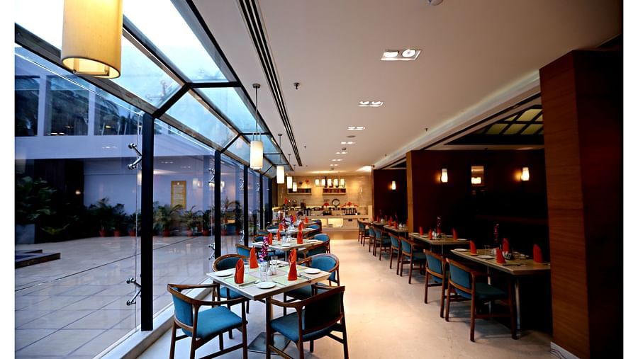 seating area at Cascades restaurant in Vizag 4