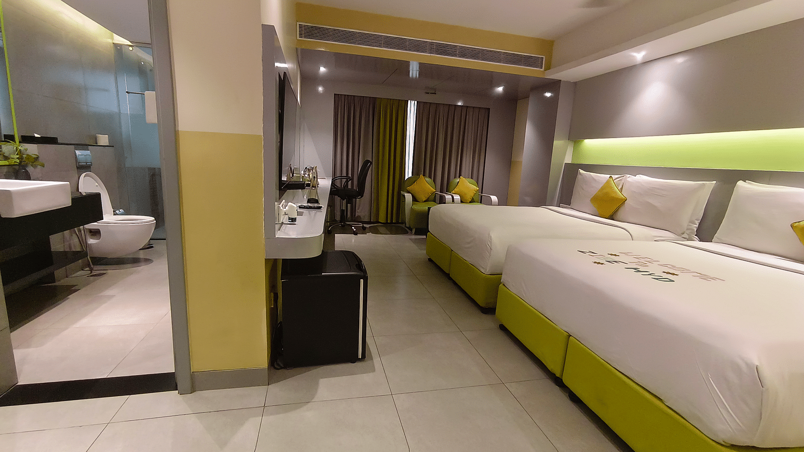 deluxe room 1