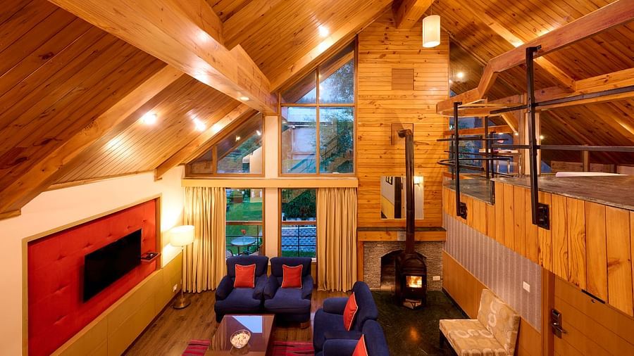 Hornbill cottage living area3