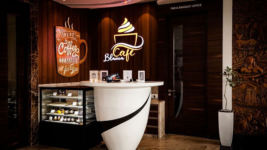 Cafe Blanca  -3