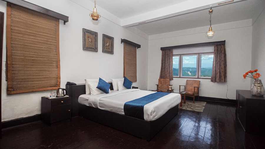 Gleneagles Club King Room 3