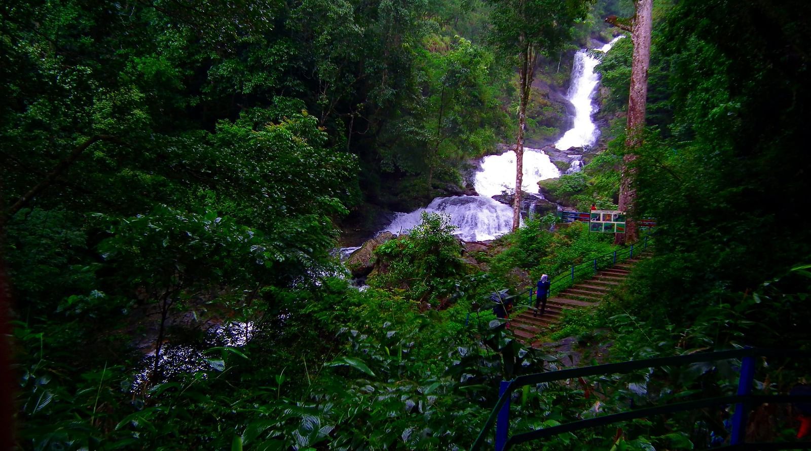 Iruppu falls 9 puoyle