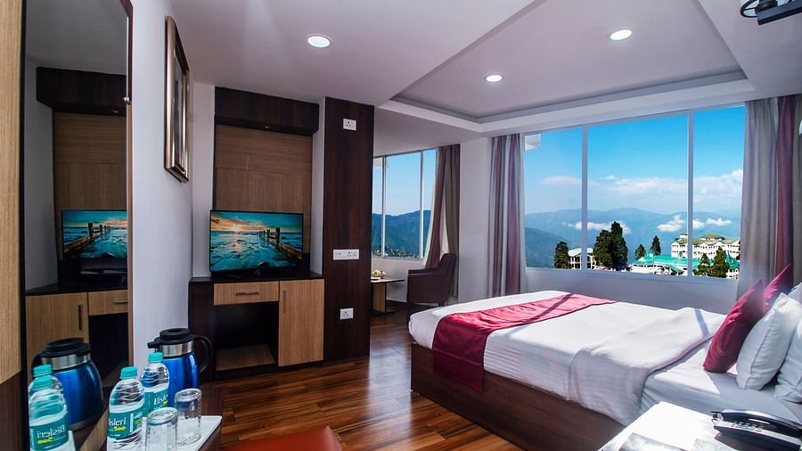 12 Superior Room 2