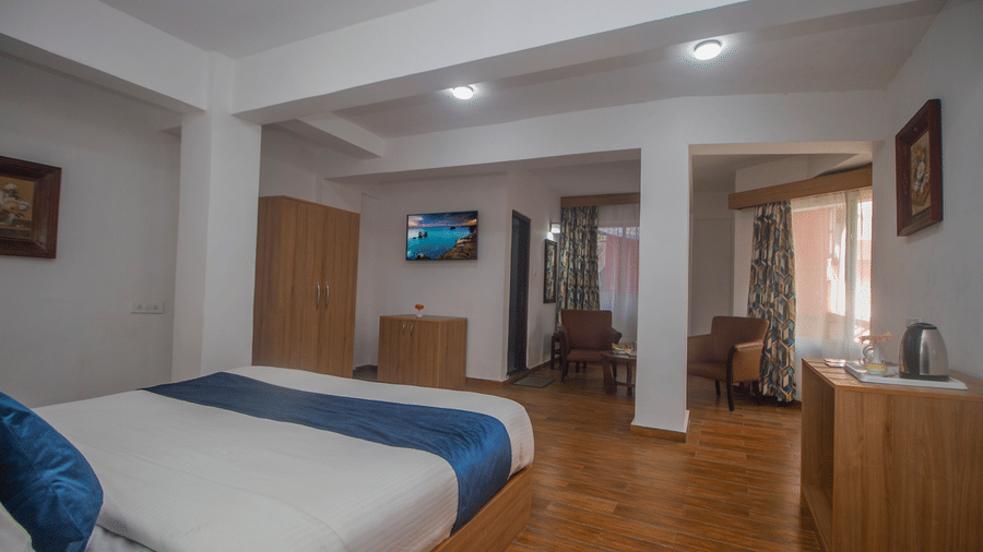 3 Deluxe Room Photo Heritage.