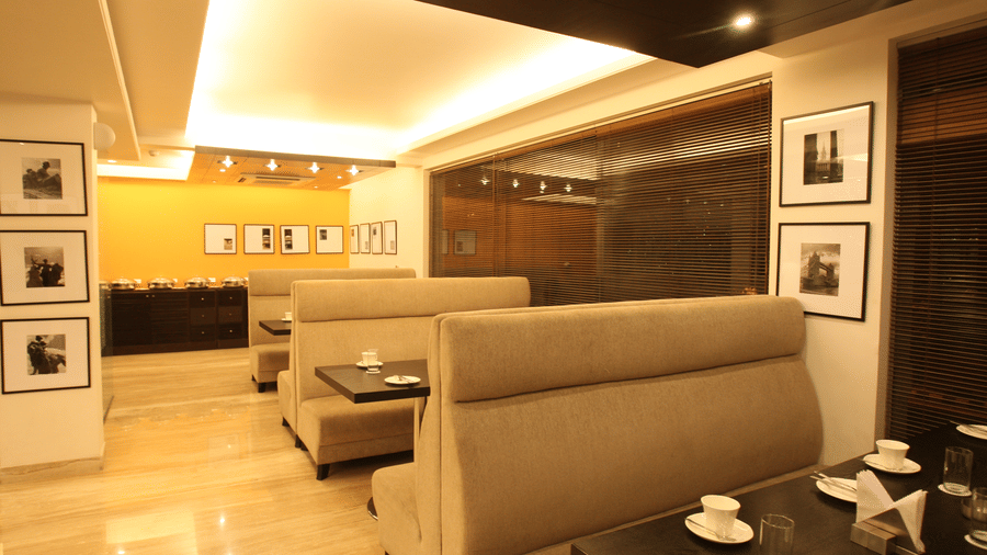 Emblem Hotel, New Friends Colony, New Delhi Delhi Restaurant 2 Emblem Hotel New Friends Colony New Delhi