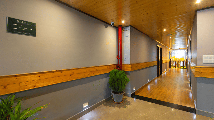 INTERIOR AND LOBBY (5)