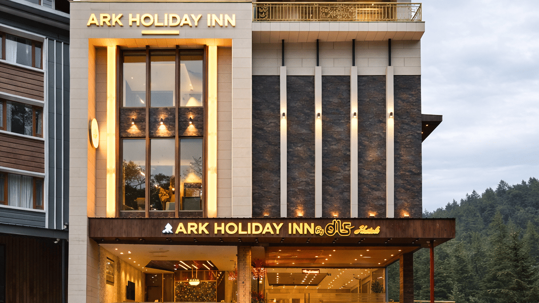 Ark Holiday Inn Facade FI
