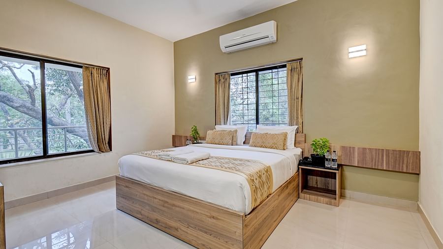 Deluxe Room 4